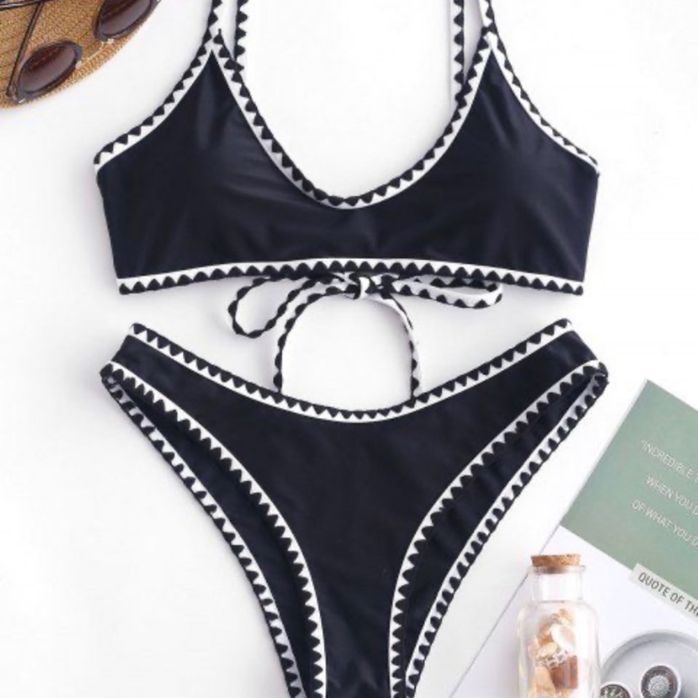 Black and White Contrast Bikini